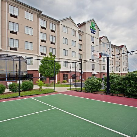 Holiday Inn Express & Suites Indianapolis - East By Ihg Exterior photo